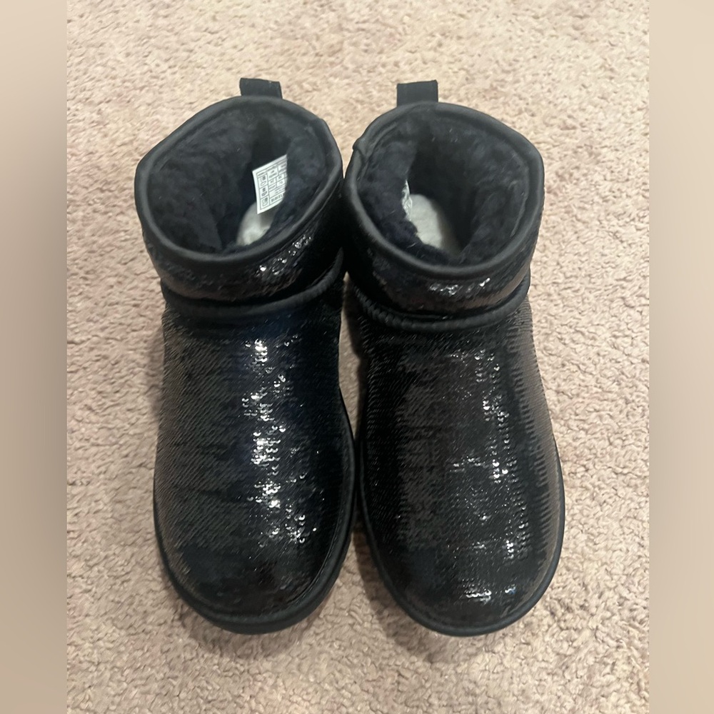 Mini sequin uggs